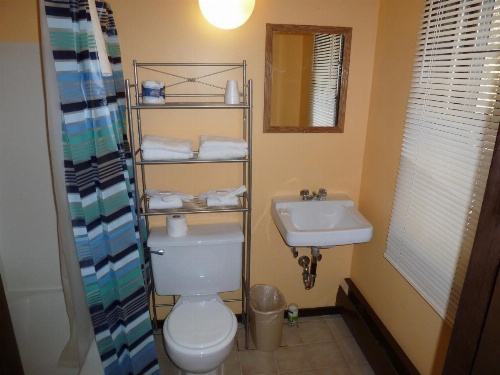 Viking Motel image 22